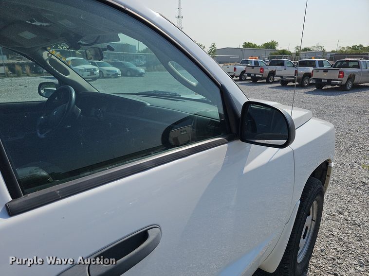 image for item MD9857 2010 Dodge Dakota  Ext. Cab pickup truck