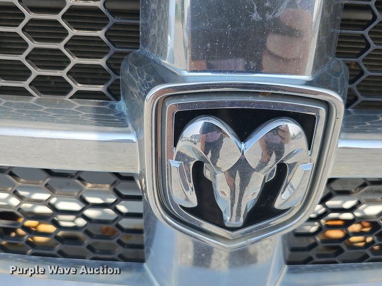 image for item MD9857 2010 Dodge Dakota  Ext. Cab pickup truck