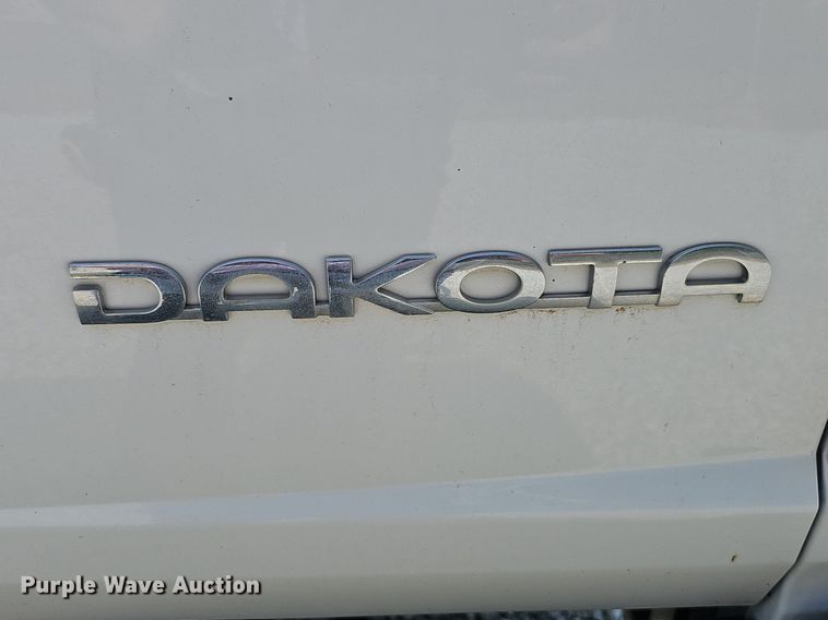 image for item MD9857 2010 Dodge Dakota  Ext. Cab pickup truck