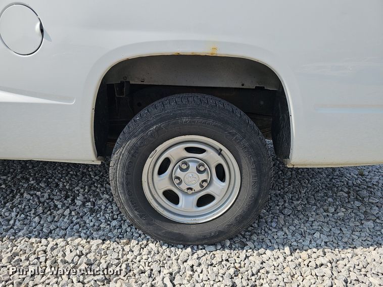 image for item MD9857 2010 Dodge Dakota  Ext. Cab pickup truck