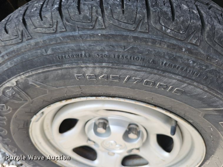 image for item MD9857 2010 Dodge Dakota  Ext. Cab pickup truck