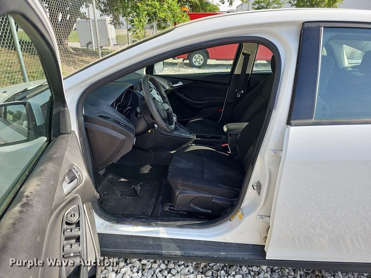 image for item MD9858 2017 Ford Focus SE