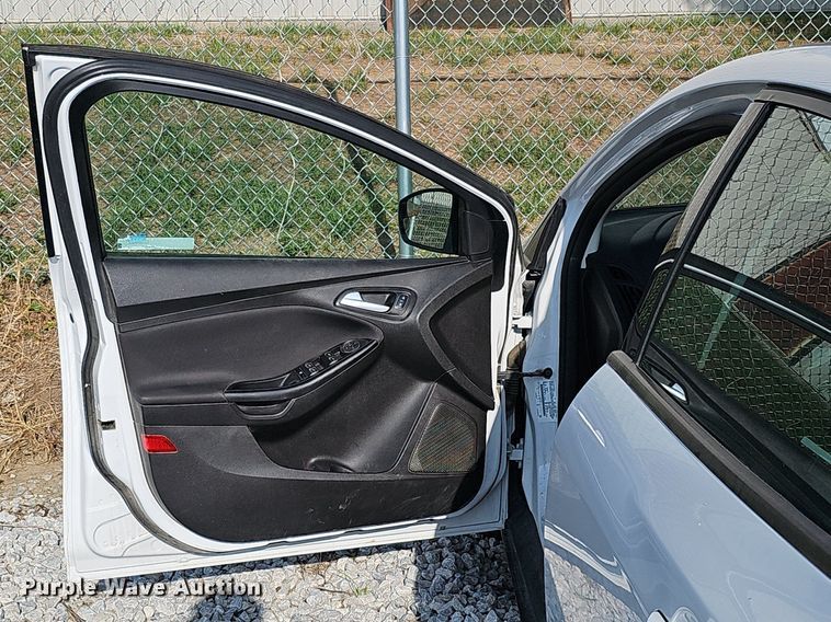 image for item MD9858 2017 Ford Focus SE