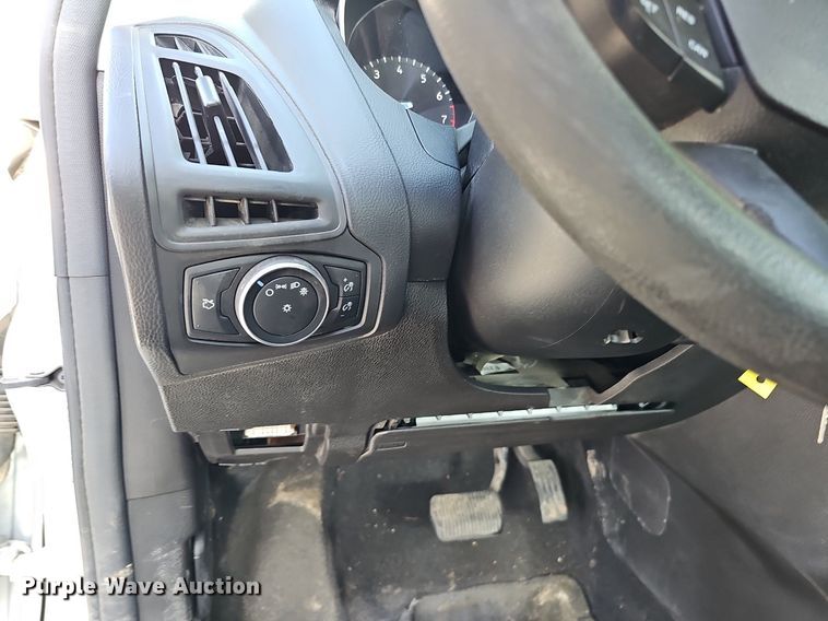 image for item MD9858 2017 Ford Focus SE