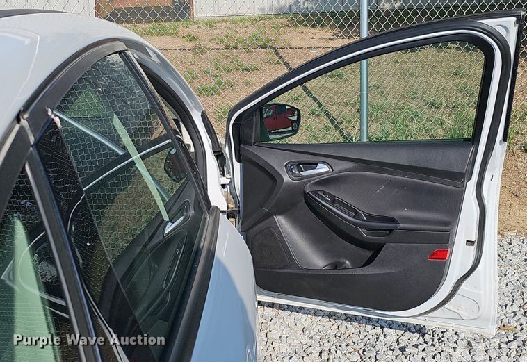 image for item MD9858 2017 Ford Focus SE