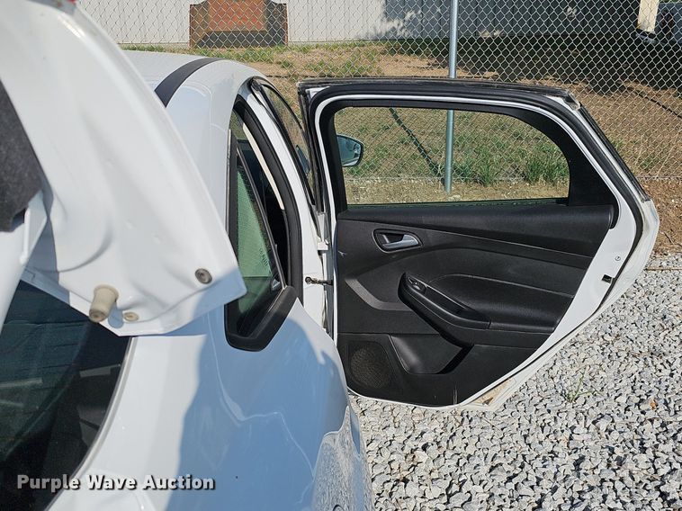 image for item MD9858 2017 Ford Focus SE