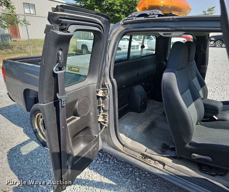 image for item MD9860 2009 Chevrolet Colorado  Ext. Cab pickup truck