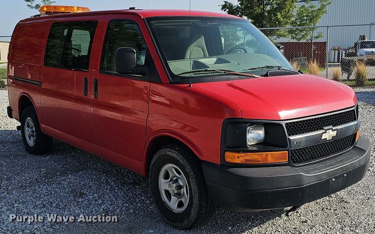 image for item MD9861 2008 Chevrolet Express 1500  van