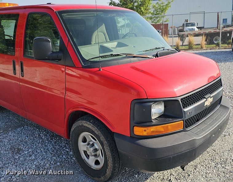 image for item MD9861 2008 Chevrolet Express 1500  van
