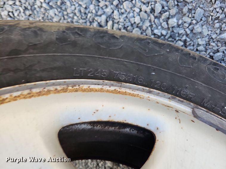 image for item MD9861 2008 Chevrolet Express 1500  van