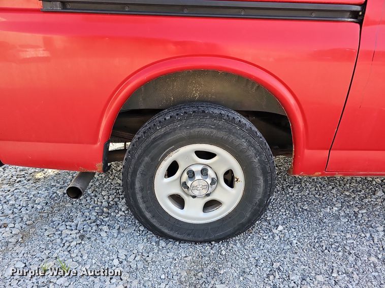 image for item MD9861 2008 Chevrolet Express 1500  van