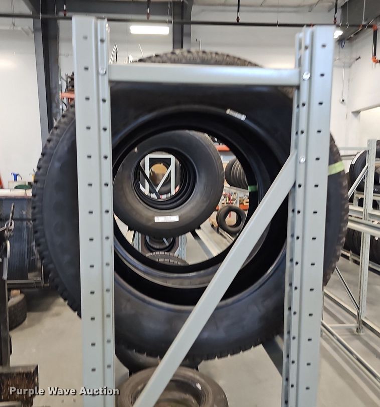 image for item MD9867 (2) Firestone Firehawk PVS P225/60R18 tires