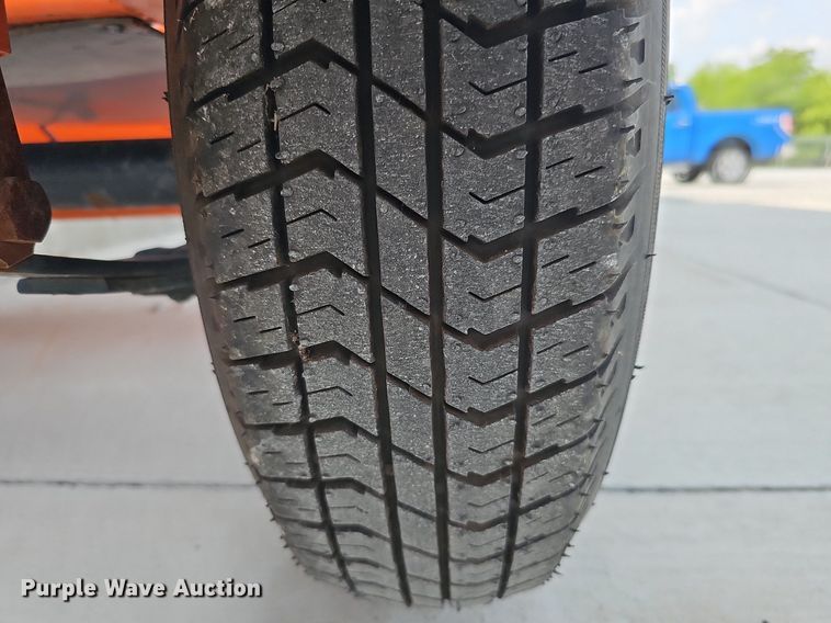 image for item MD9868 2020 K & K Systems MB14281 W15570  message board trailer