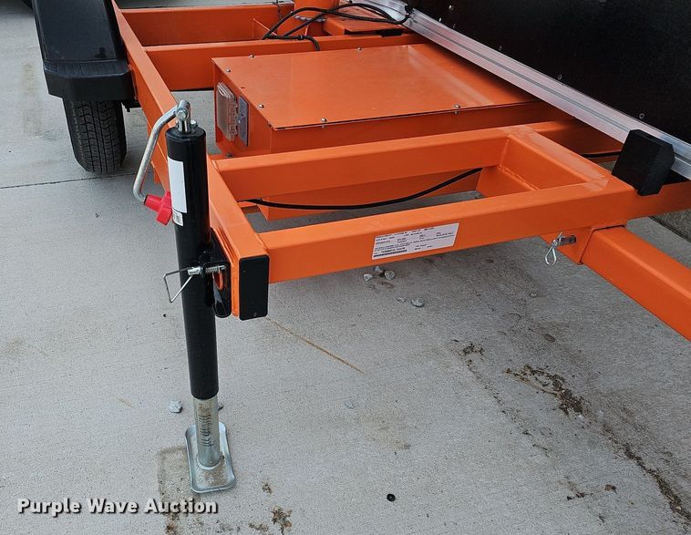 image for item MD9868 2020 K & K Systems MB14281 W15570  message board trailer