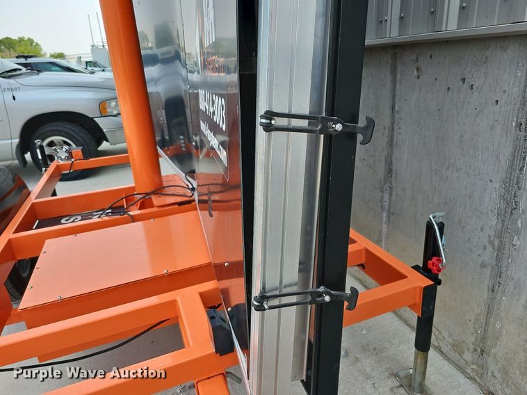 image for item MD9868 2020 K & K Systems MB14281 W15570  message board trailer