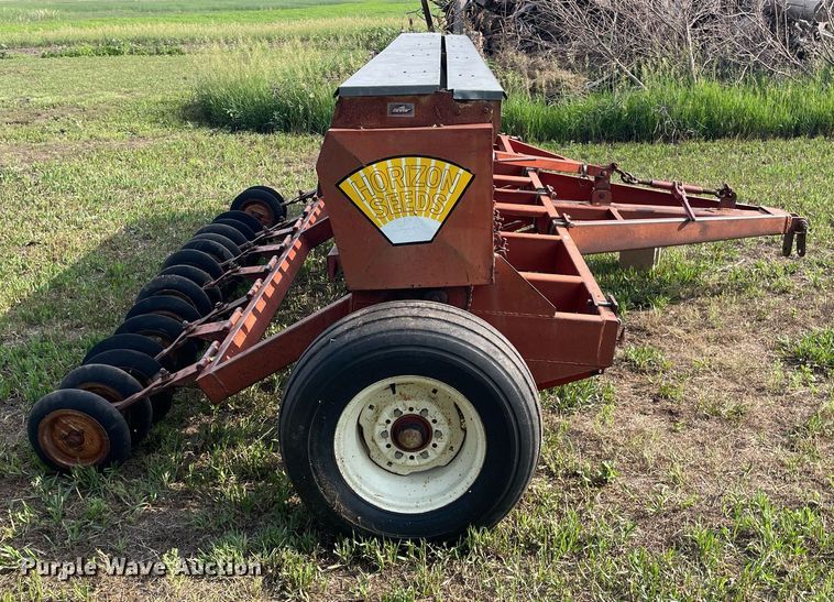 image for item ME9865 Horizon Seeds grain drill