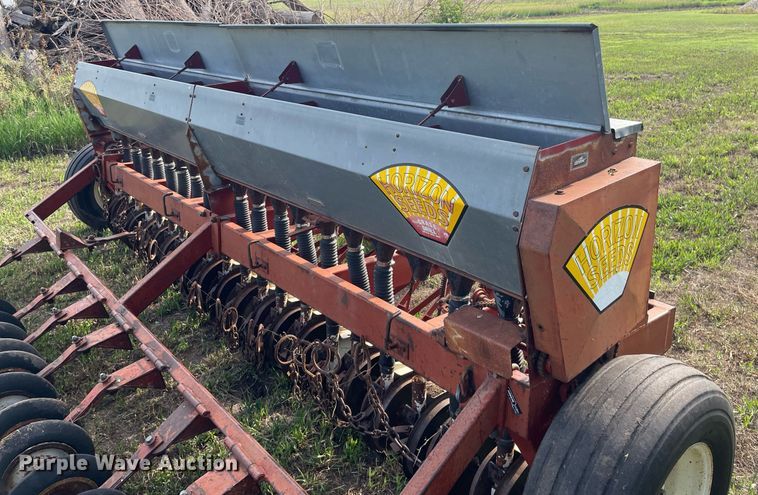 image for item ME9865 Horizon Seeds grain drill