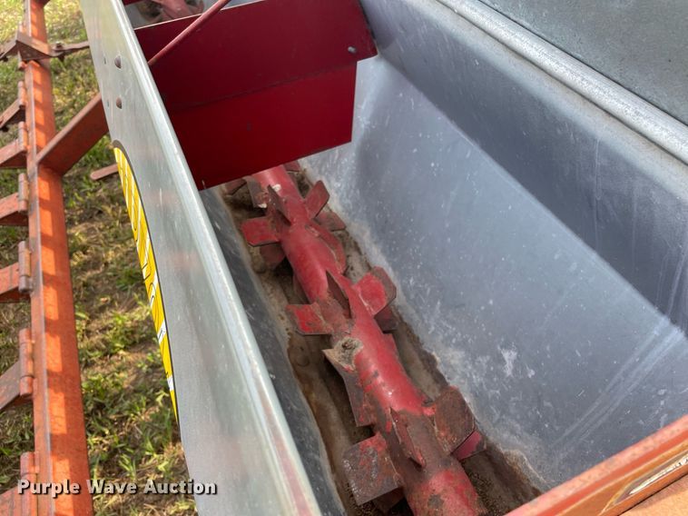 image for item ME9865 Horizon Seeds grain drill