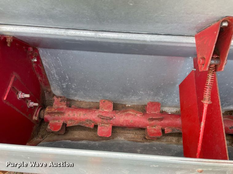 image for item ME9865 Horizon Seeds grain drill