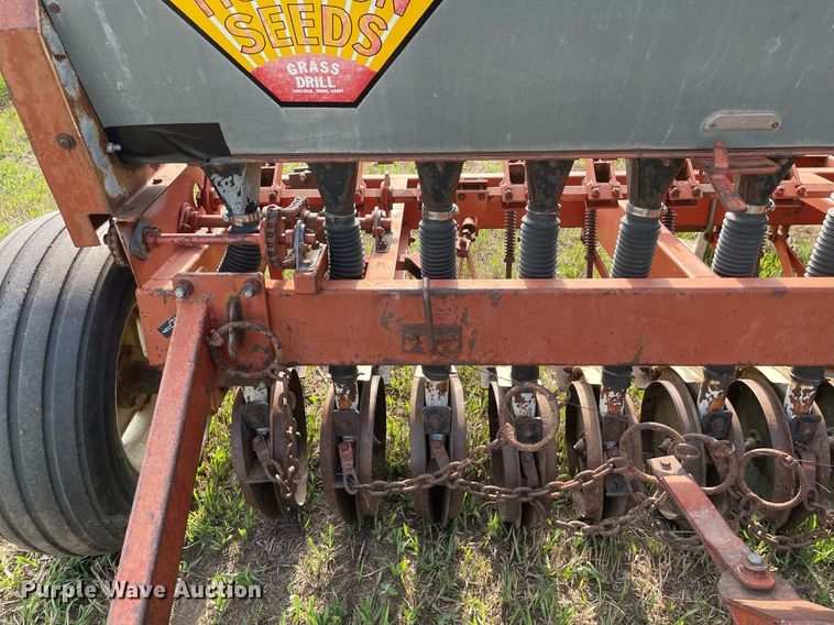 image for item ME9865 Horizon Seeds grain drill