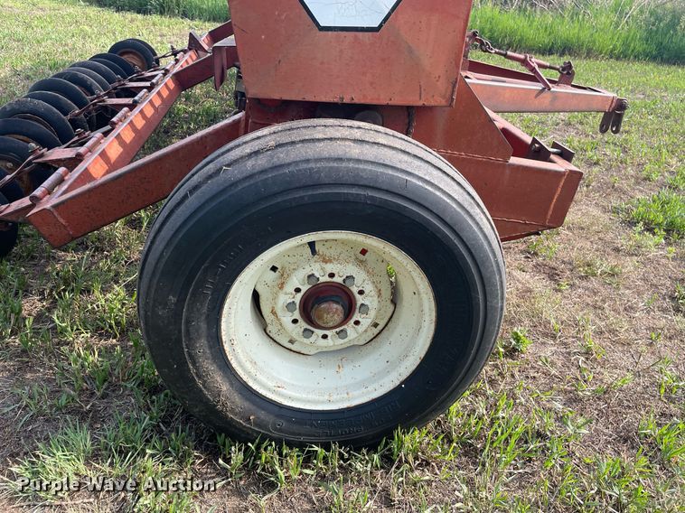 image for item ME9865 Horizon Seeds grain drill