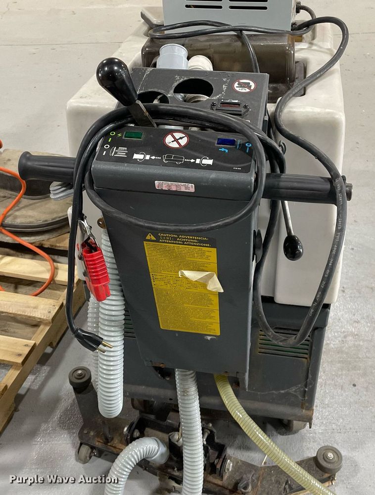 image for item ME9871 (3) floor buffers