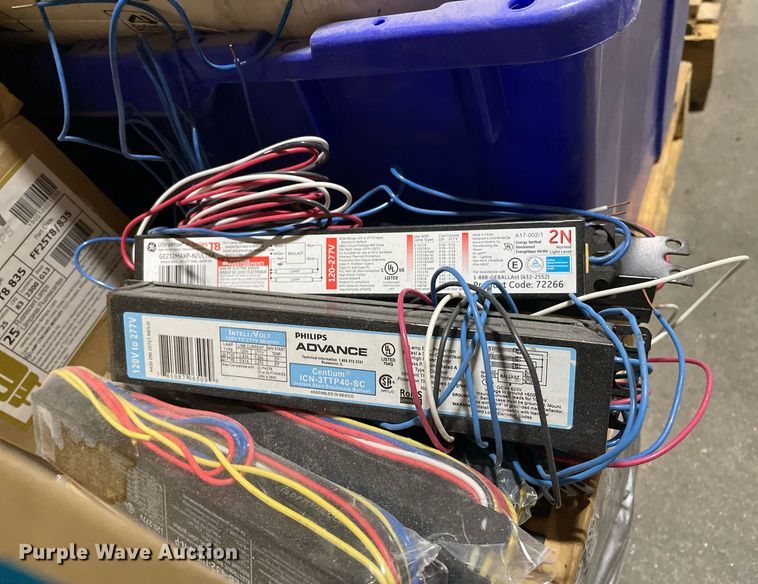 image for item ME9873 (2) pallets of lighting bulbs