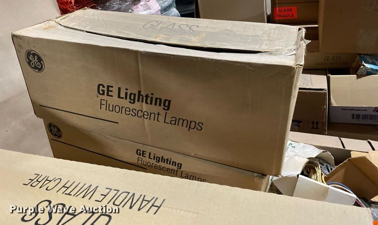 image for item ME9873 (2) pallets of lighting bulbs