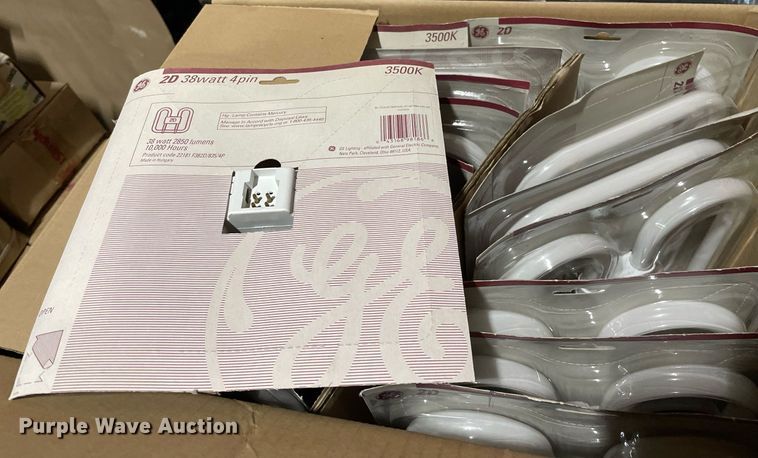 image for item ME9873 (2) pallets of lighting bulbs