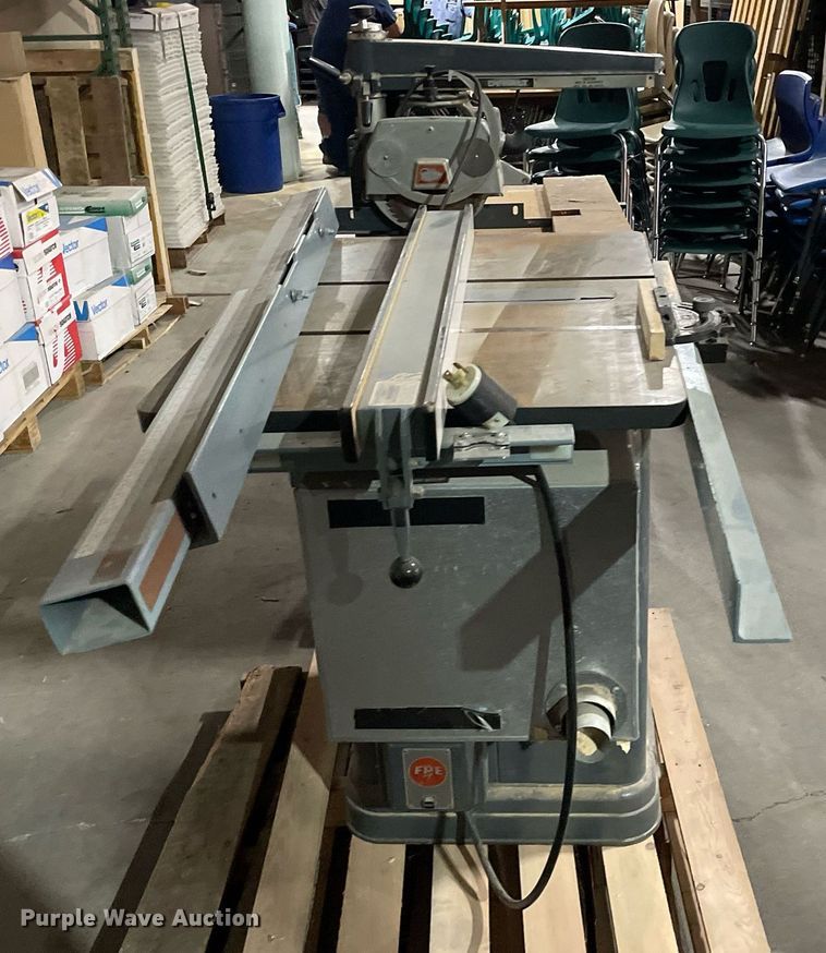 image for item ME9874 (2) wood saws