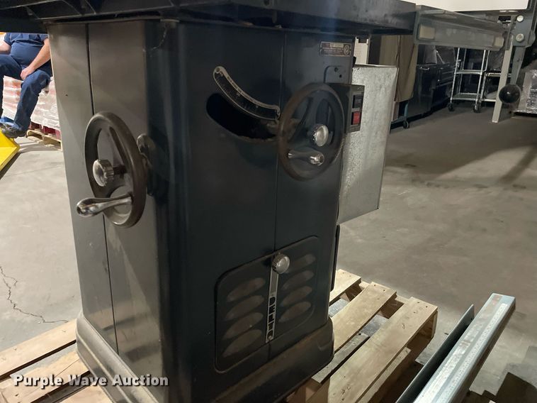 image for item ME9874 (2) wood saws