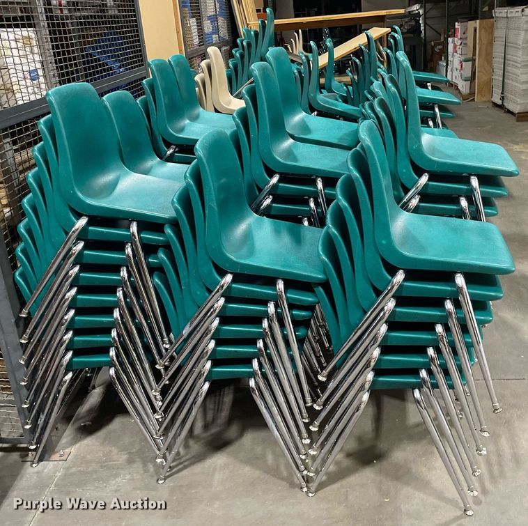 image for item ME9877 Approximately 160 chairs