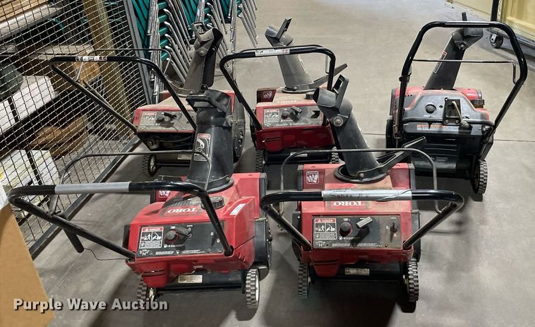 image for item ME9878 (5) Toro snow blowers