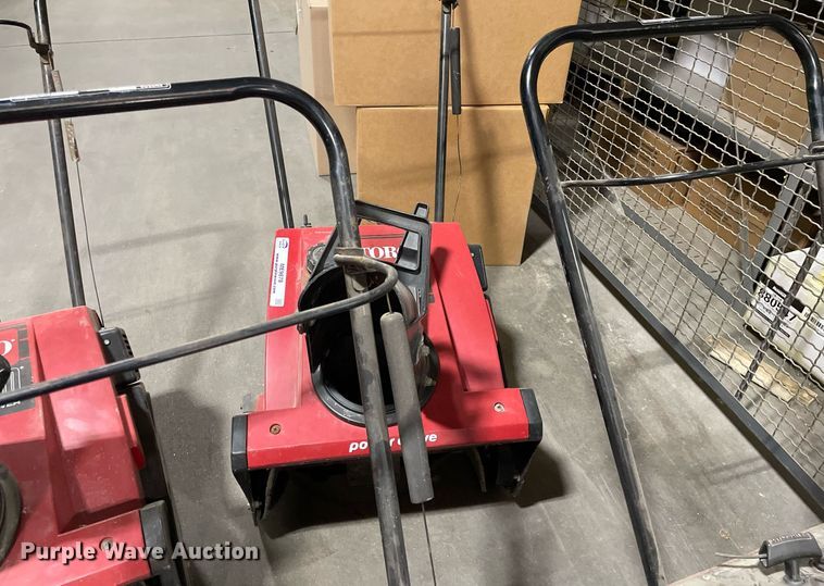 image for item ME9878 (5) Toro snow blowers