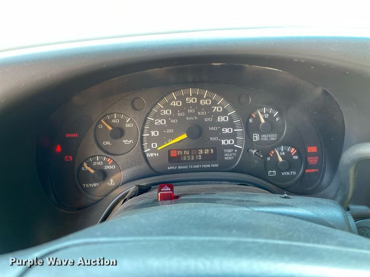 image for item ME9879 1999 Chevrolet Express 3500  school bus