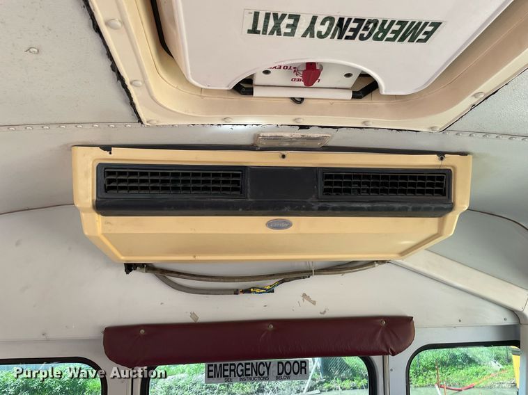 image for item ME9879 1999 Chevrolet Express 3500  school bus