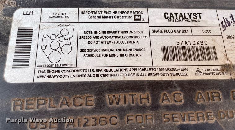 image for item ME9879 1999 Chevrolet Express 3500  school bus