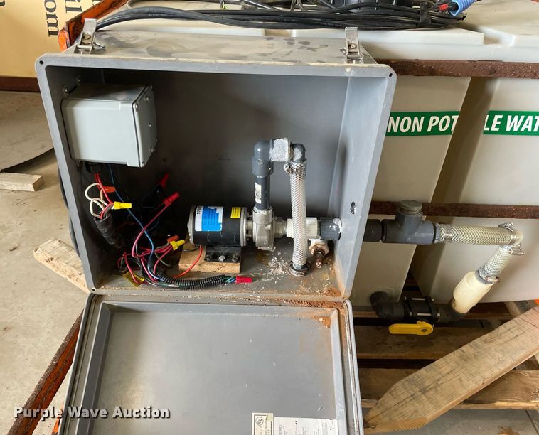 image for item ME9921 Salt brine tank