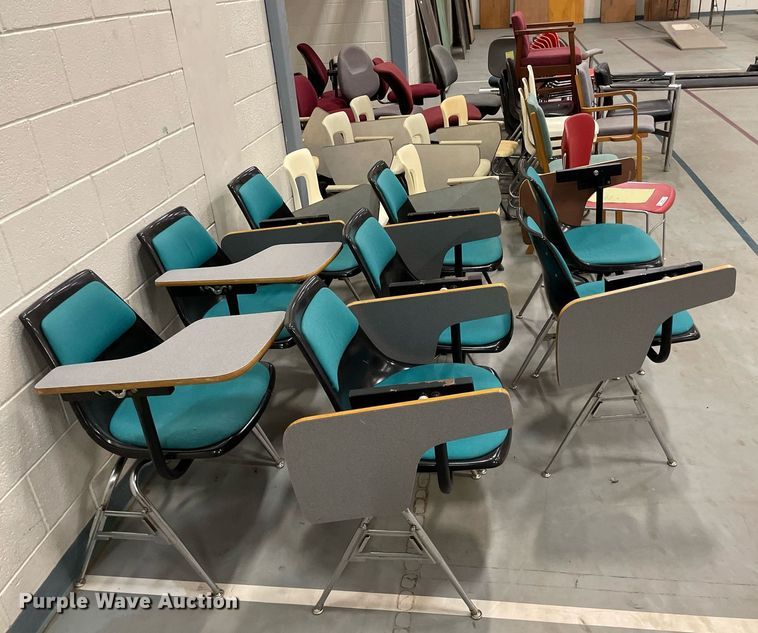 image for item ME9923 Approximately 50 chairs
