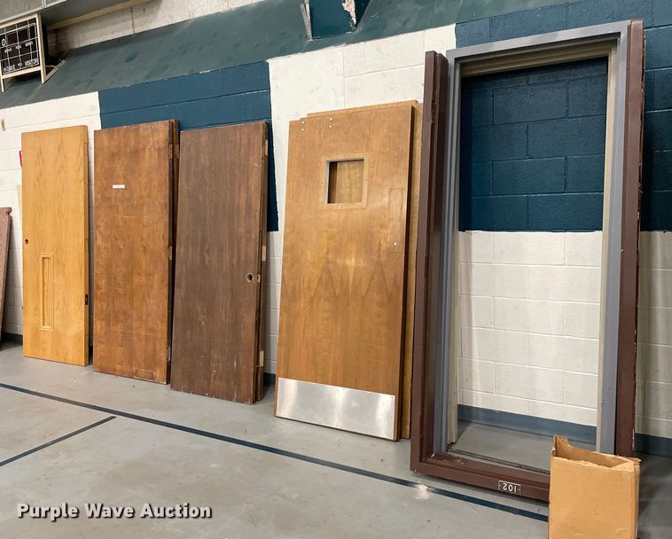 image for item ME9927 (8) doors