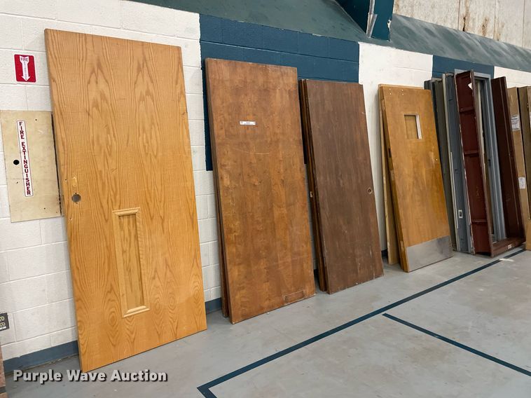 image for item ME9927 (8) doors