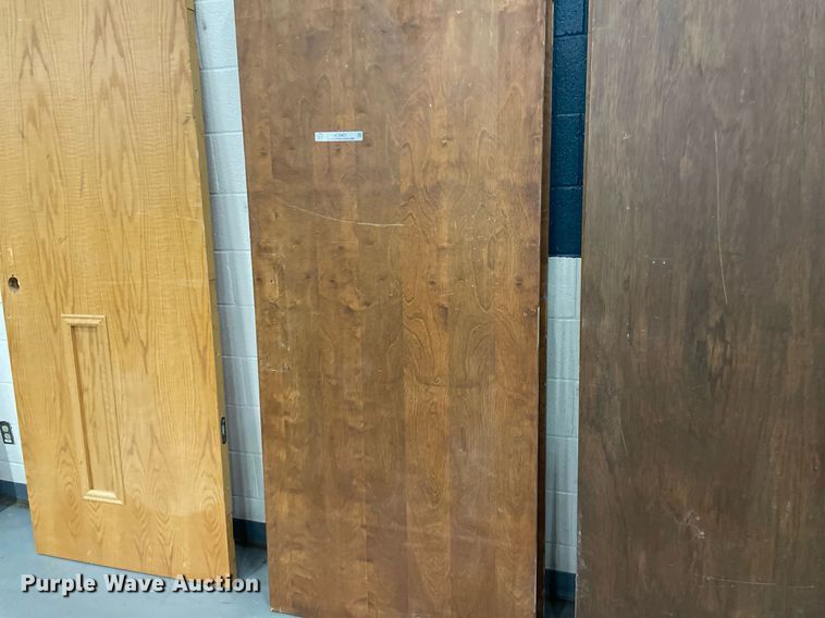 image for item ME9927 (8) doors