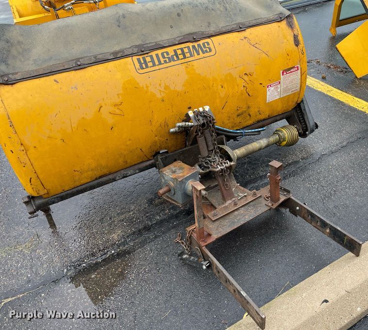 image for item ME9928 Mower attachments