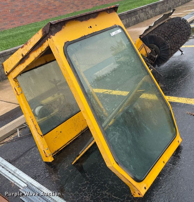 image for item ME9928 Mower attachments