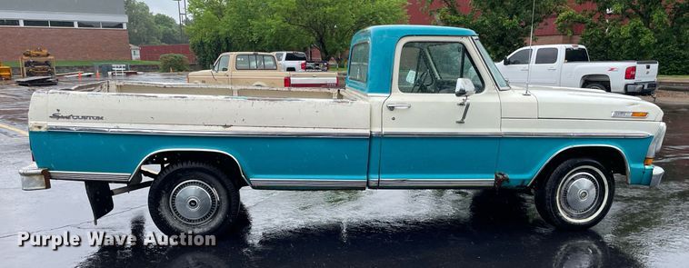 image for item ME9929 1972 Ford F100  pickup truck