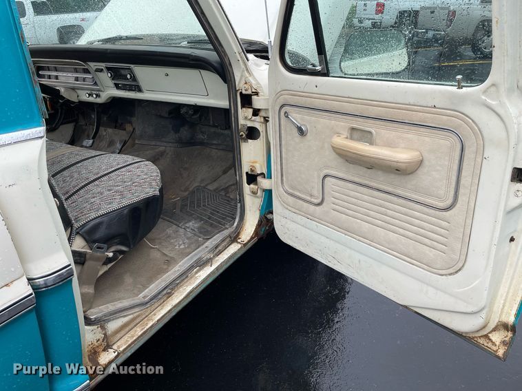 image for item ME9929 1972 Ford F100  pickup truck