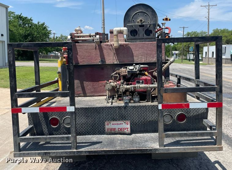 image for item ME9935 1986 Ford F350  brush fire truck