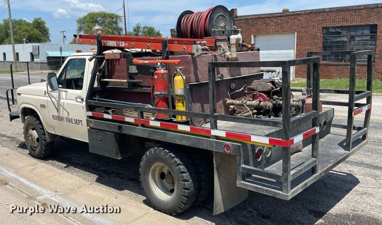 image for item ME9935 1986 Ford F350  brush fire truck