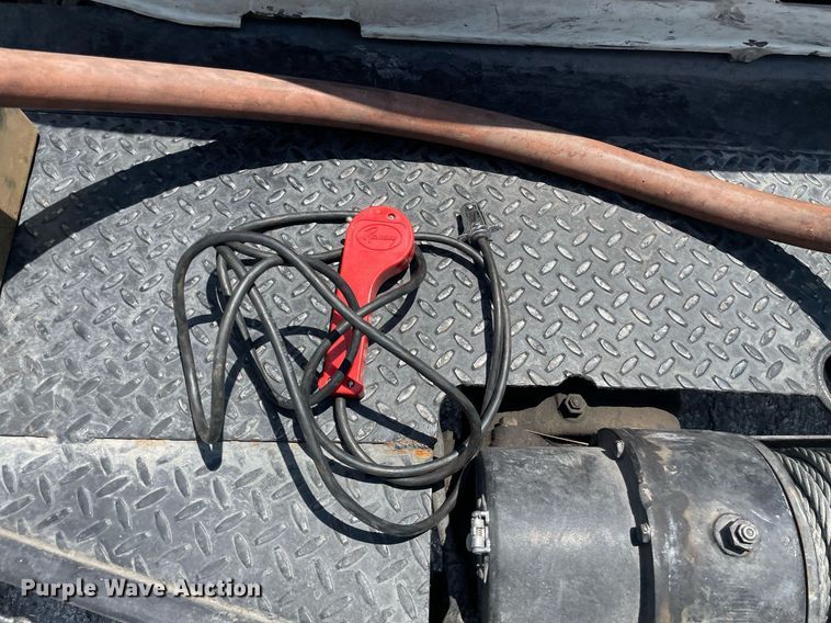 image for item ME9935 1986 Ford F350  brush fire truck