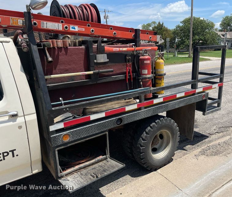 image for item ME9935 1986 Ford F350  brush fire truck